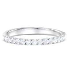 Eternity pave store band